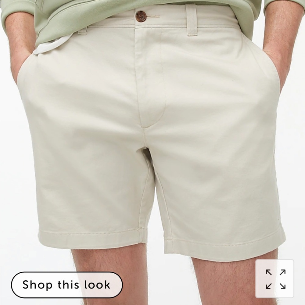 J.Crew 7”flex khaki shorts